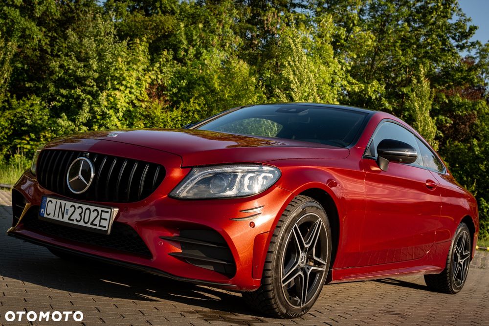 Mercedes-Benz Klasa C 300 d 4Matic 9G-TRONIC AMG Line - 5