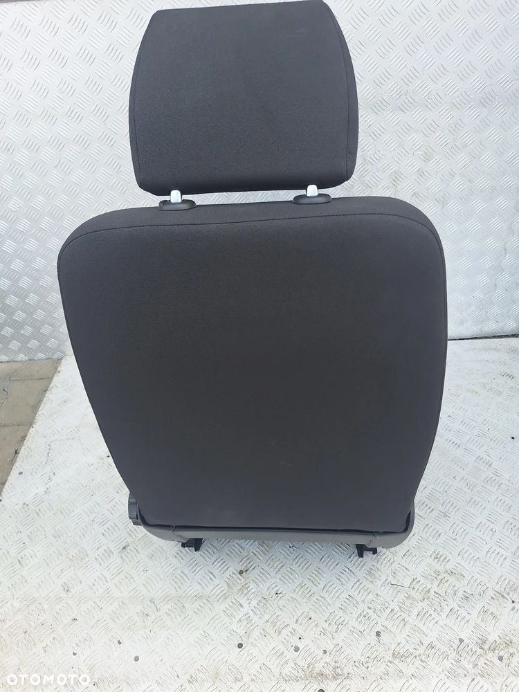 FOTEL PRAWY PRZÓD PASAŻERA VW TRANSPORTER T5 LIFT T6 CARAVELLE - 4