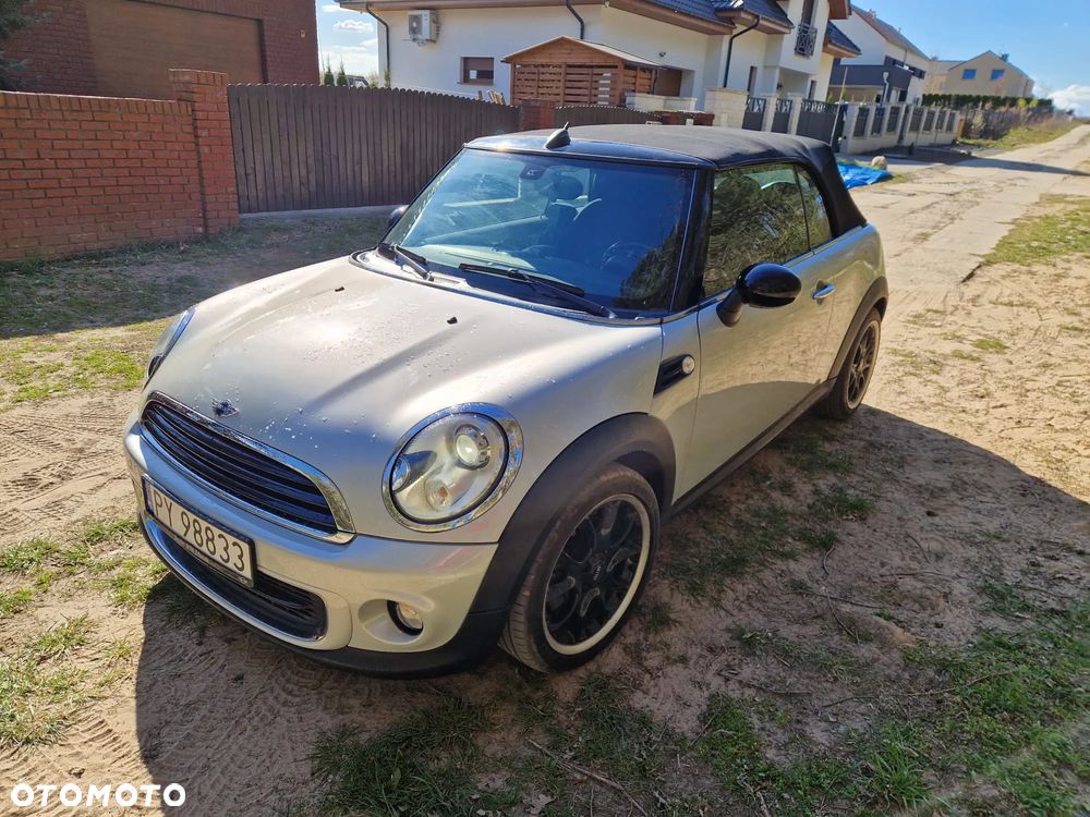 MINI Cooper D Cabrio - 6