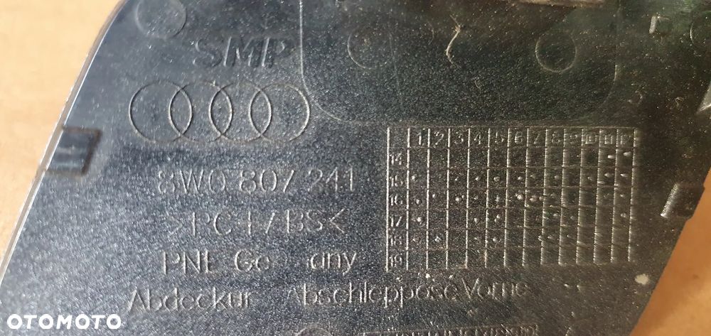 Zaślepka haka holowniczego zderzaka przód Audi A4 B9 LZ7G 8W0807241 - 5