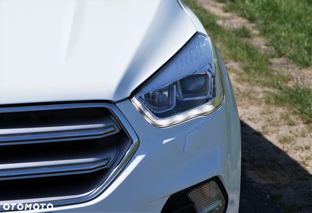 Ford Kuga - 20