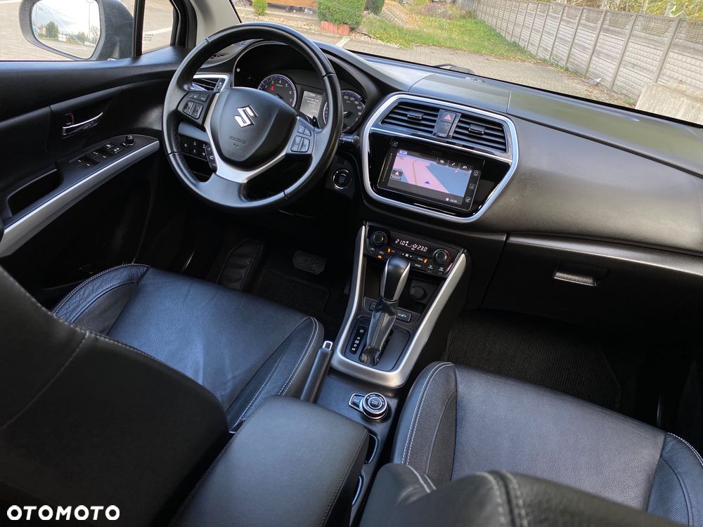 Suzuki SX4 S-Cross 1.4 SHVS Premium 4WD - 39