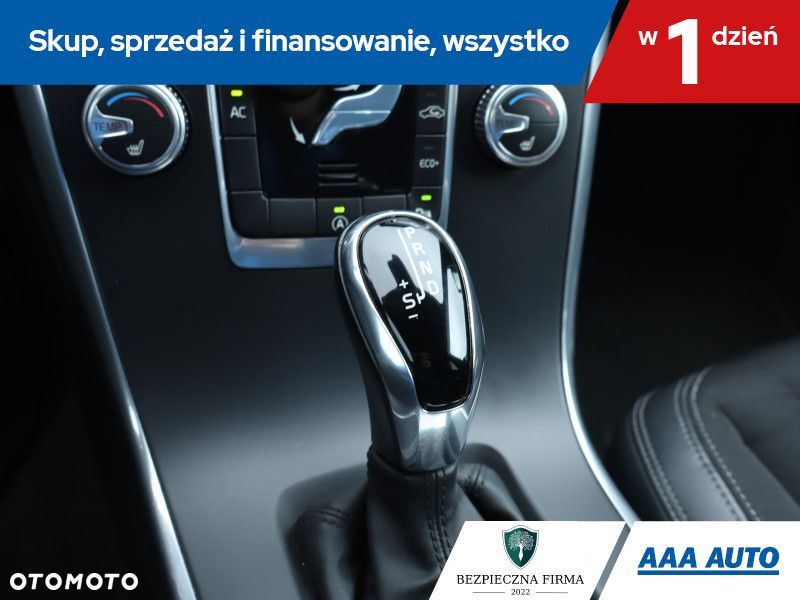 Volvo XC 60 - 18