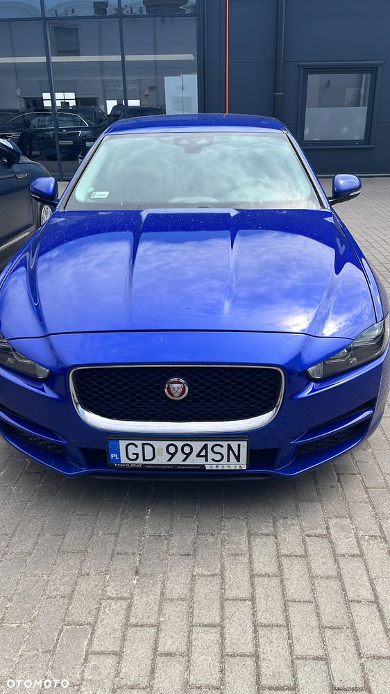 Jaguar XE 2.0 D Pure - 3