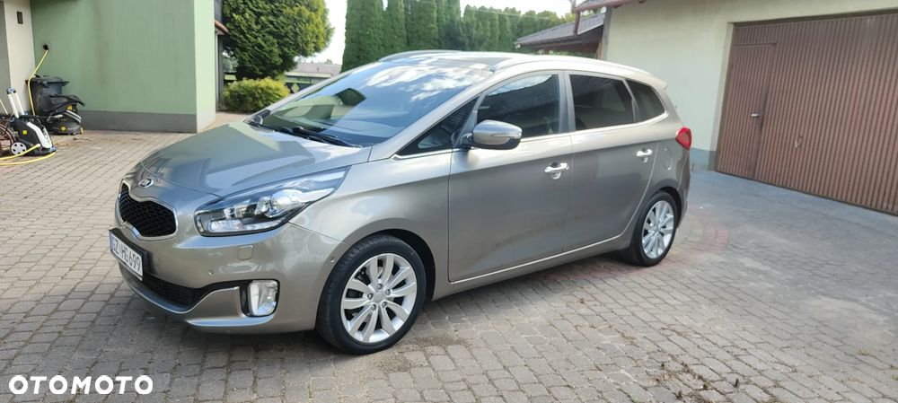 Kia Carens 1.7 CRDi XL 7os - 4