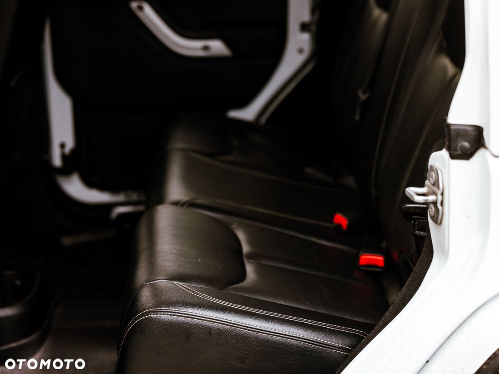 Jeep Wrangler 3.6 Unlim Rubicon - 19