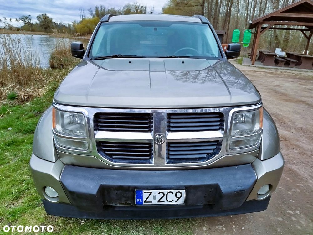 Dodge Nitro - 11