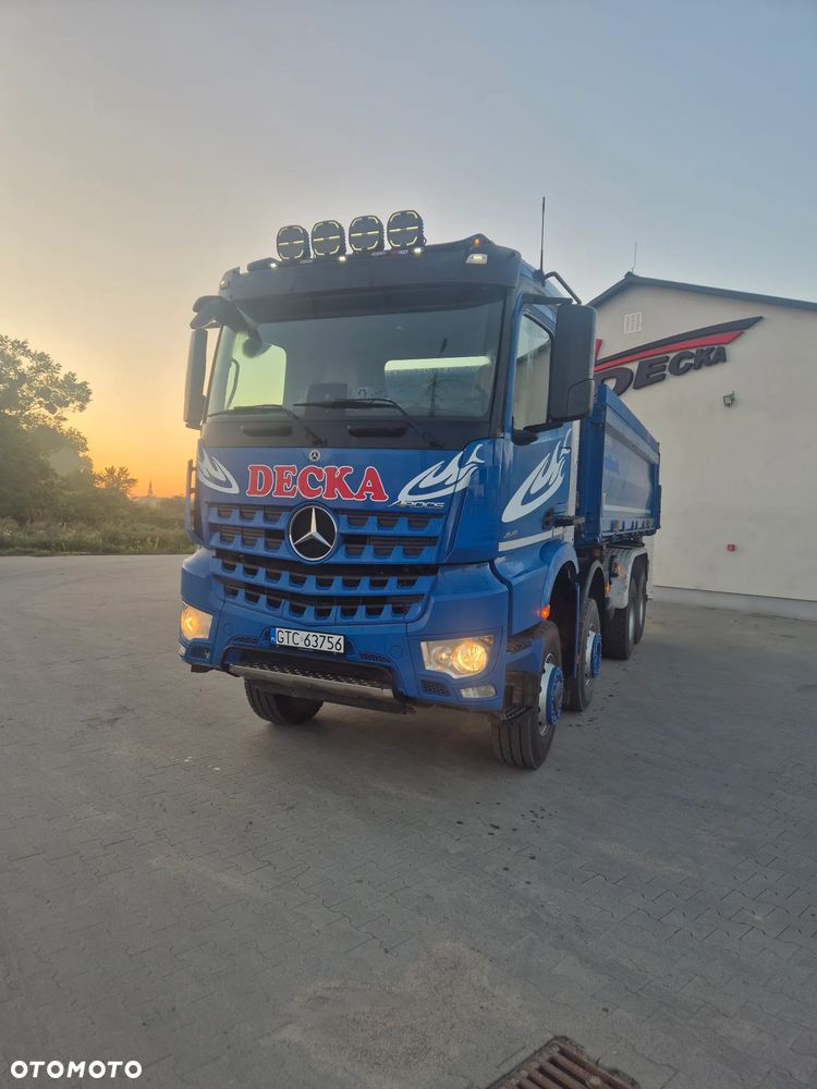 Mercedes-Benz Arocs - 1