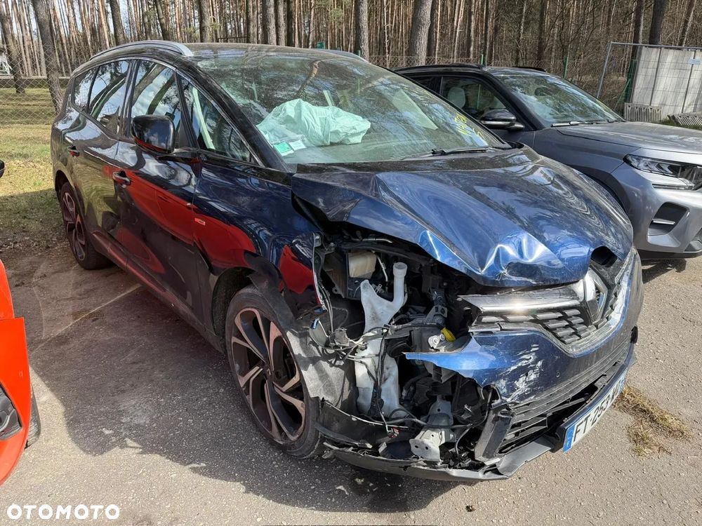 Renault Grand Scenic - 3