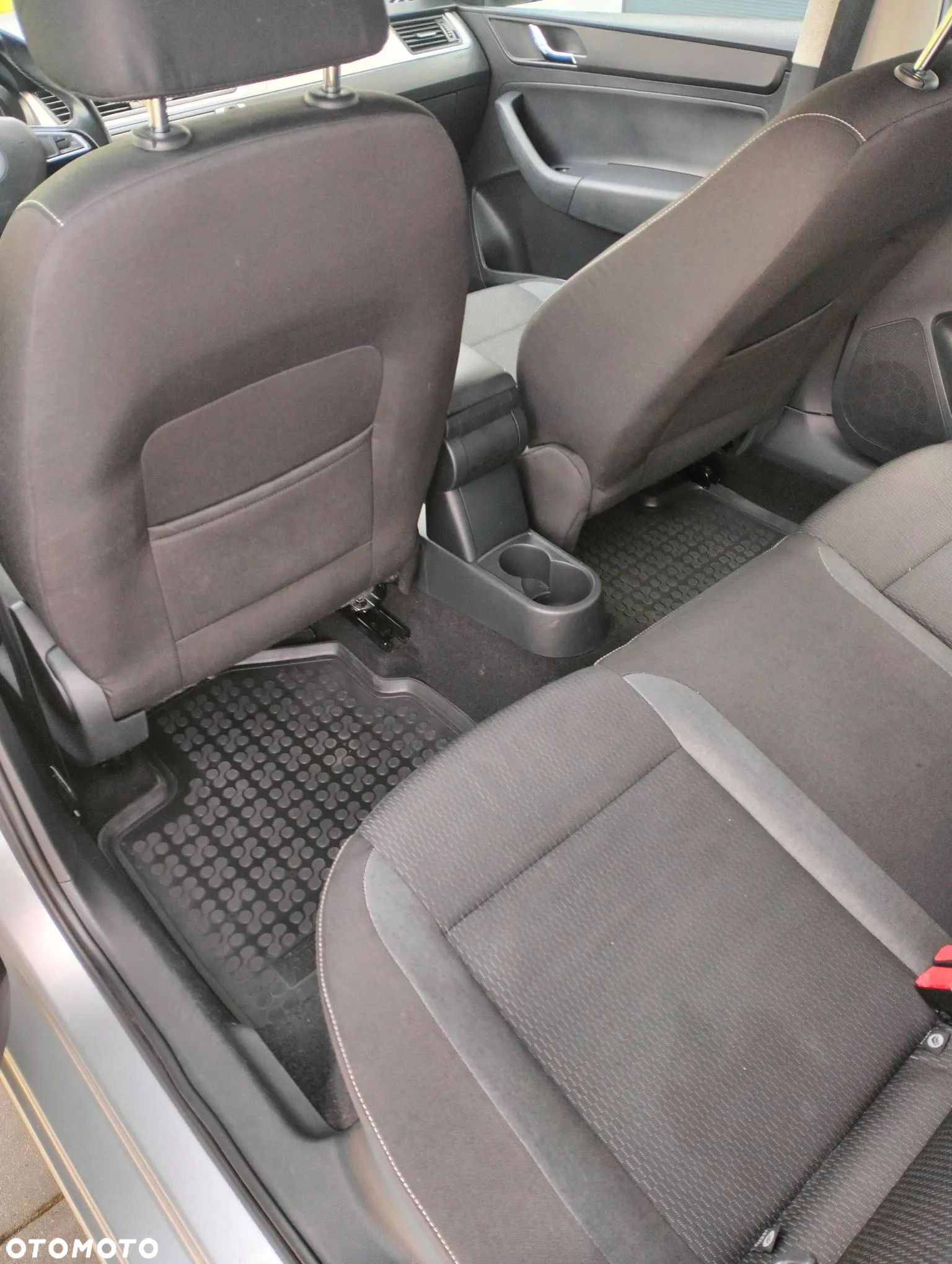 Skoda RAPID 1.6 TDI DPF Ambition - 15