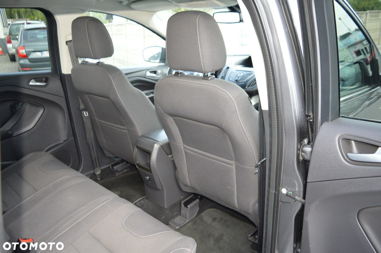 Ford Kuga - 29
