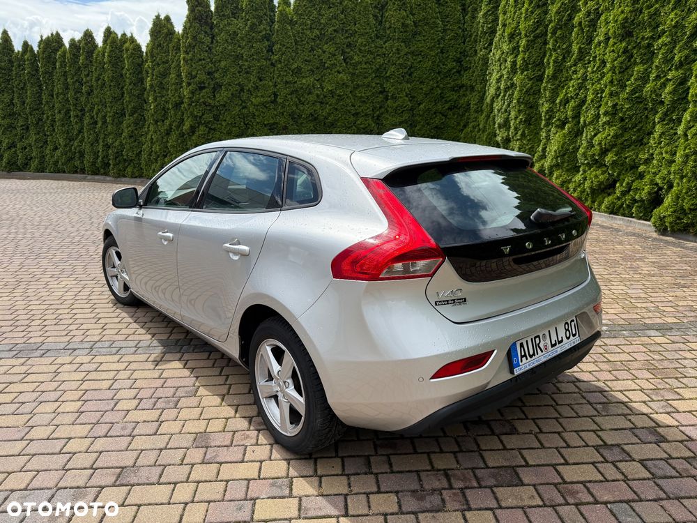 Volvo V40 - 11