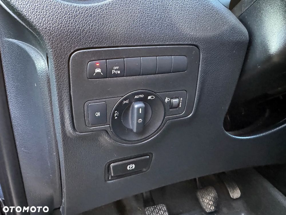Mercedes-Benz Vito - 10