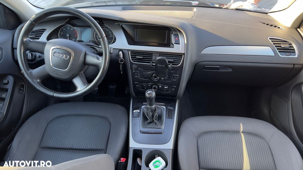 Audi A4 Avant 1.8 TFSI Ambiente - 5