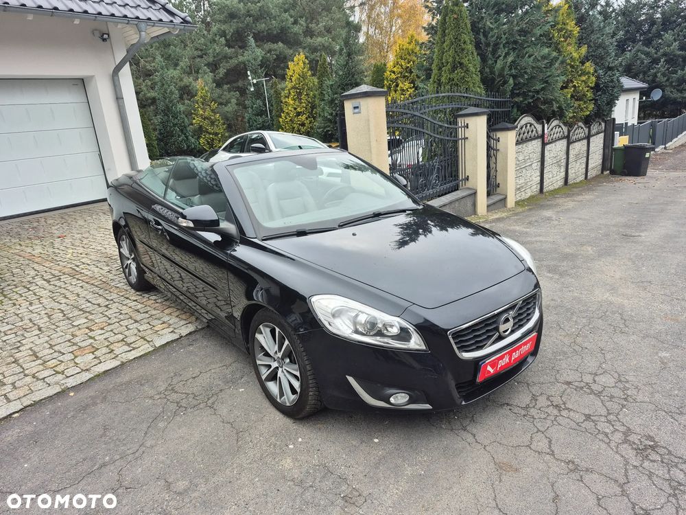 Volvo C70 D3 Momentum - 2