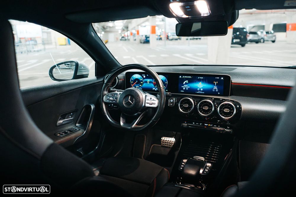 Mercedes-Benz A 180 d 7G-DCT AMG Line - 19