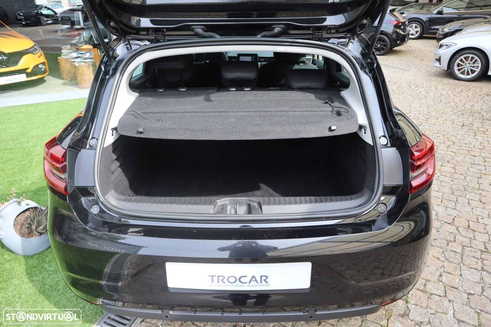 Renault Clio 1.6 E-Tech Full Hybrid Engineered - 14