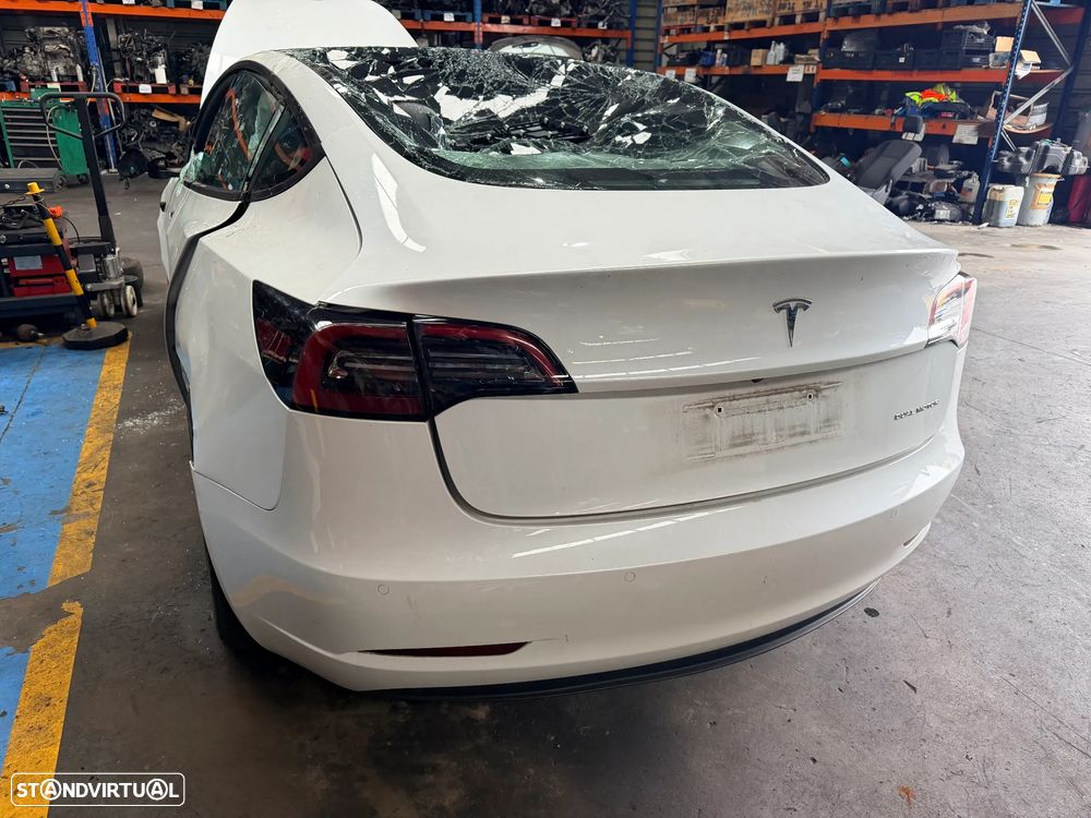 TESLA MODEL 3 LONG RANGE DUAL MOTOR DE 2023 EM FIM DE VIDA (CENTRO DE ABATE) - 1