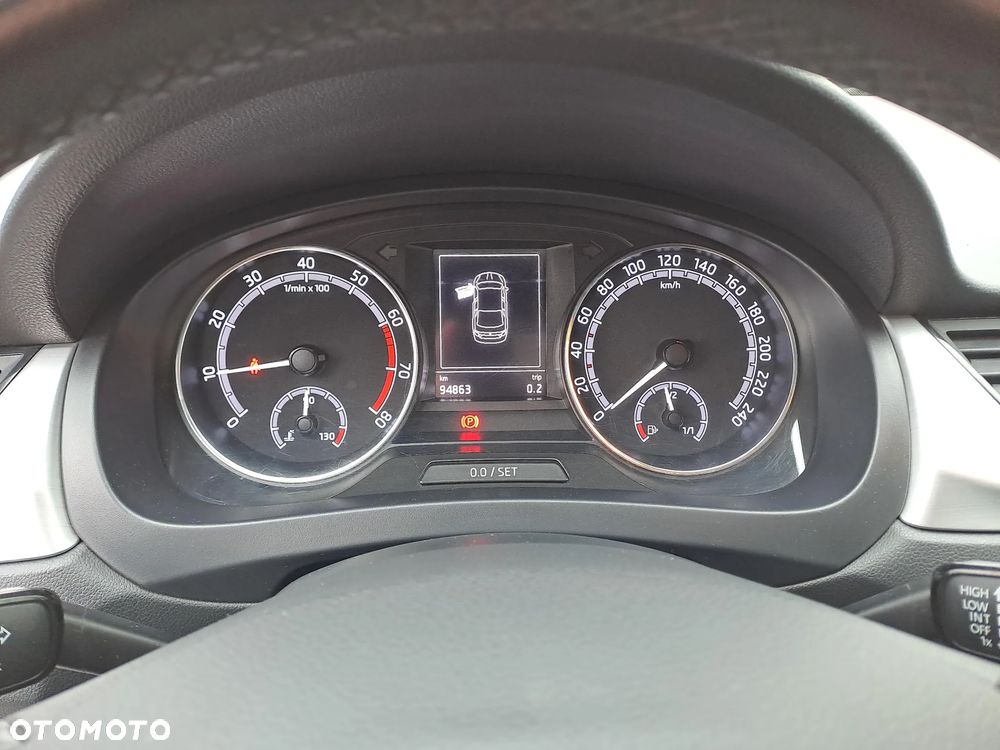 Skoda RAPID 1.0 TSI Ambition - 16