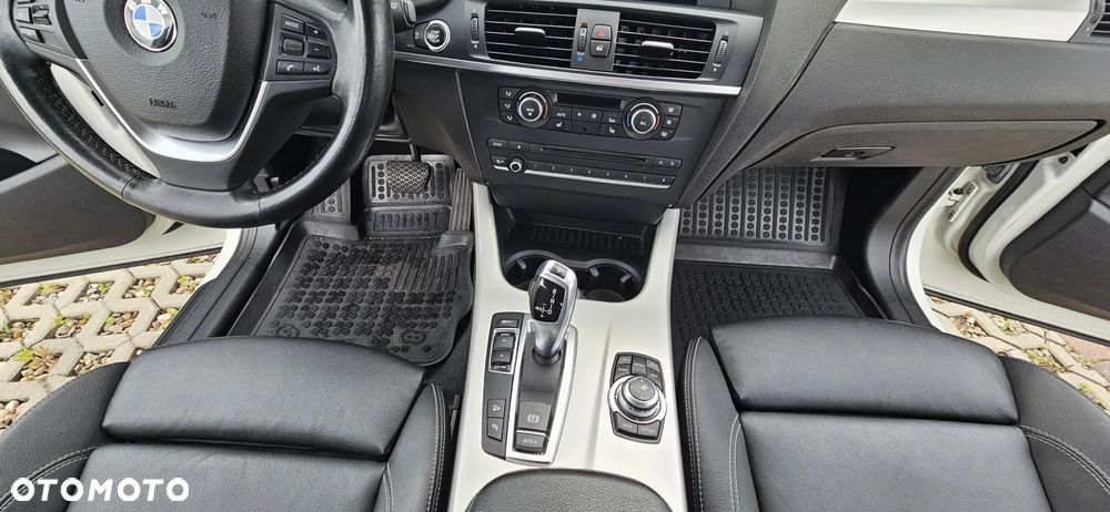 BMW X3 xDrive20d - 21
