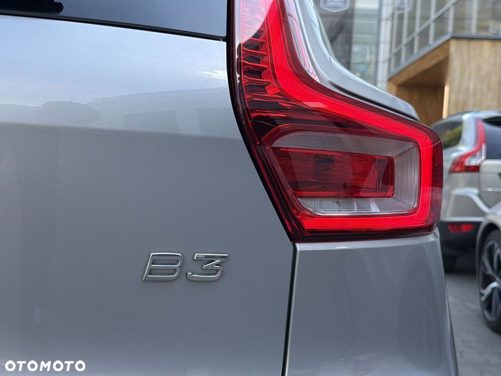 Volvo XC 40 - 30