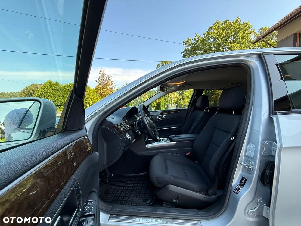 Mercedes-Benz Klasa E 220 BlueTEC 7G-TRONIC Elegance - 15