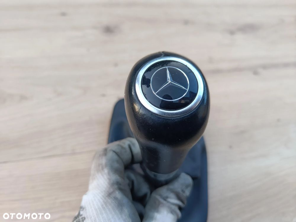 MERCEDES W204 GAŁKA BIEGÓW AMG AUTOMAT AVANTGARDE - 1
