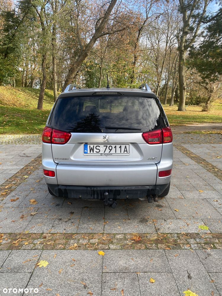 Peugeot 4007 - 4