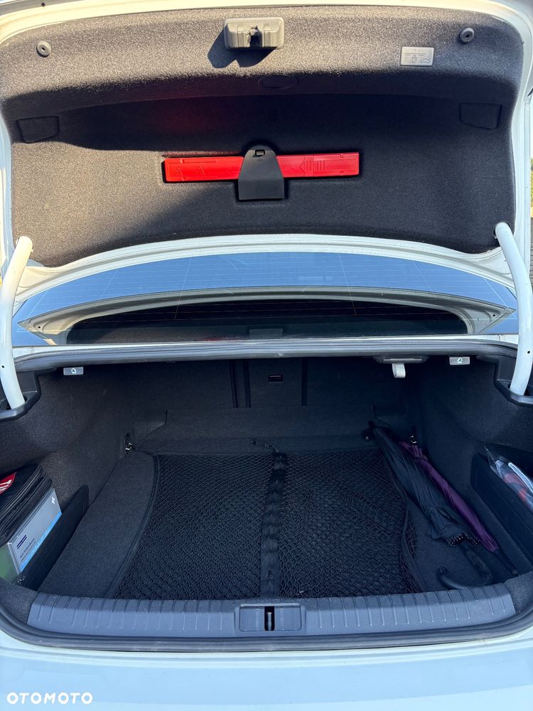 Volkswagen Passat 2.0 TDI BMT Highline DSG - 10