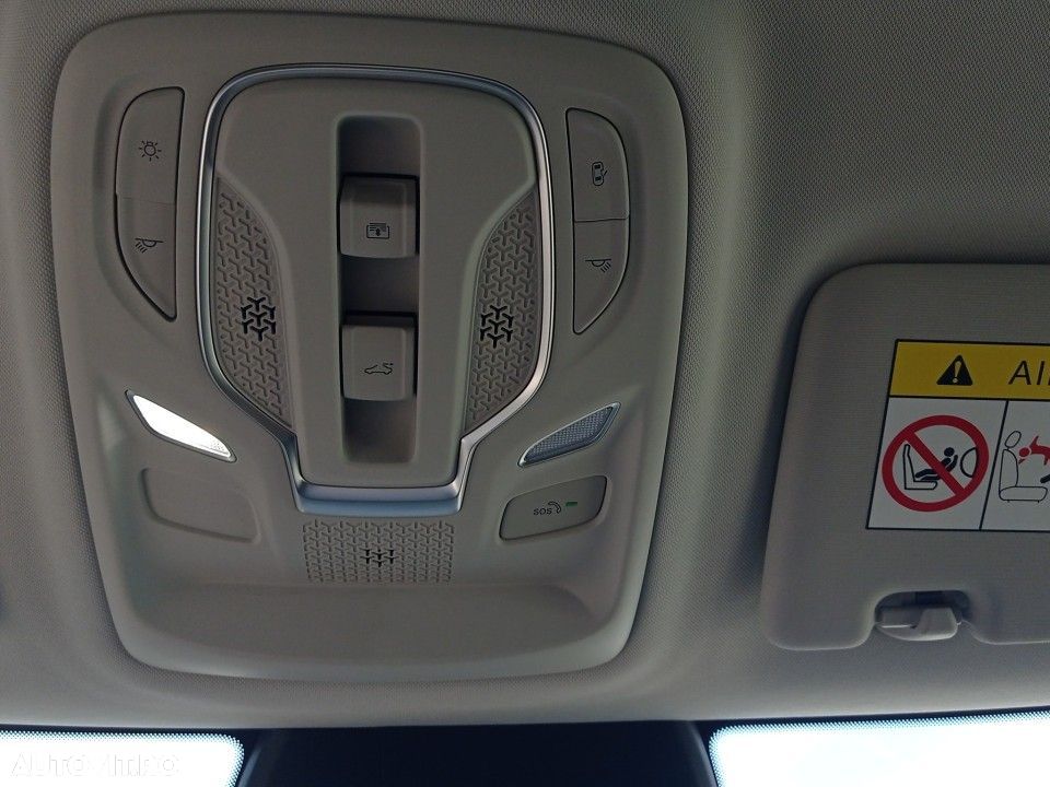 MG ZS HEV 1.5 GSI AT Exclusive+ - 19