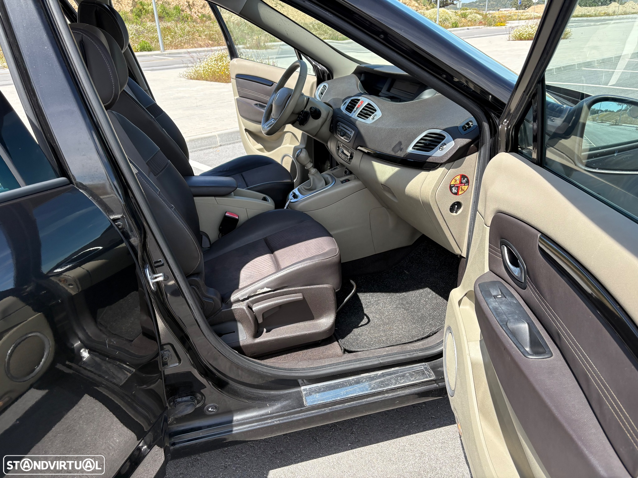 Renault Grand Scénic 1.5 dCi Luxe 7L - 29
