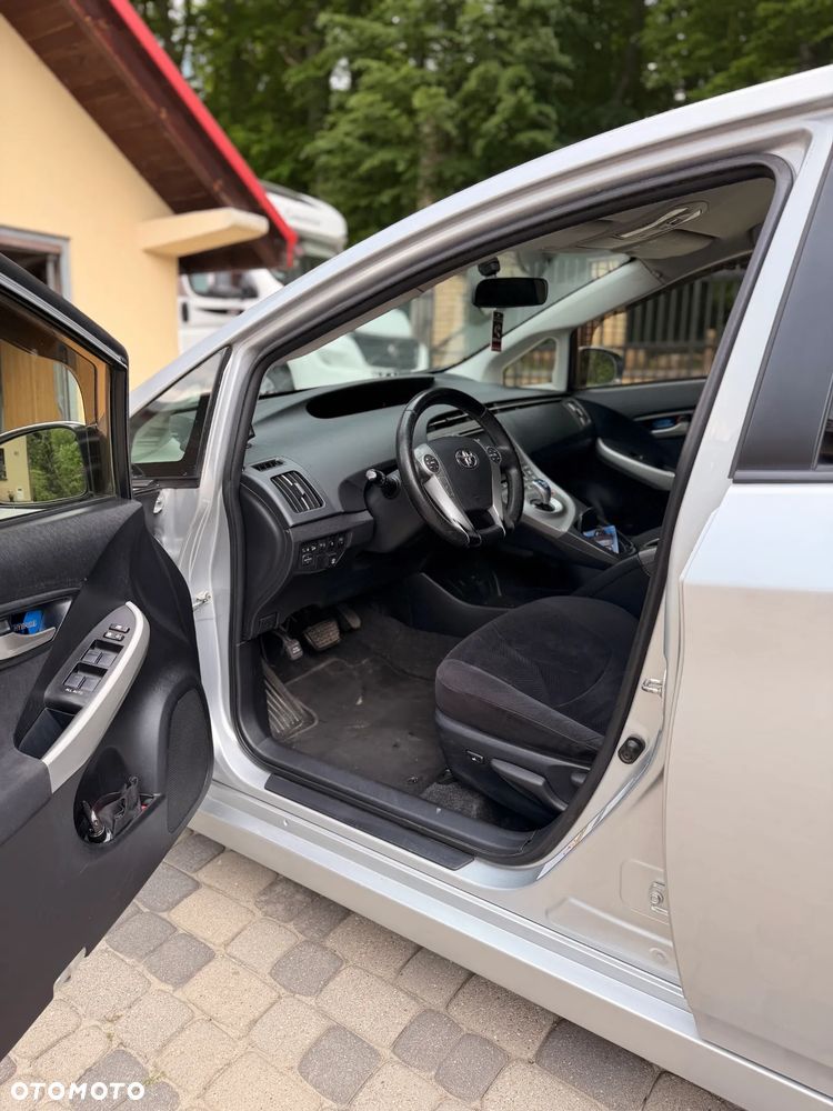 Toyota Prius 1.8 HSD Active - 15