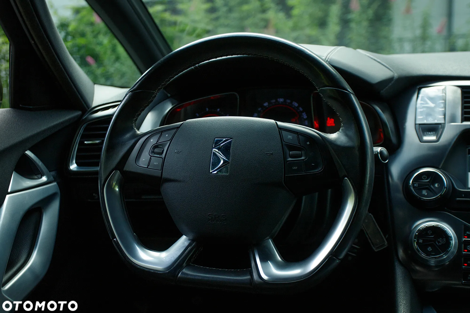 Citroën DS5 BlueHDi 180 Business - 35