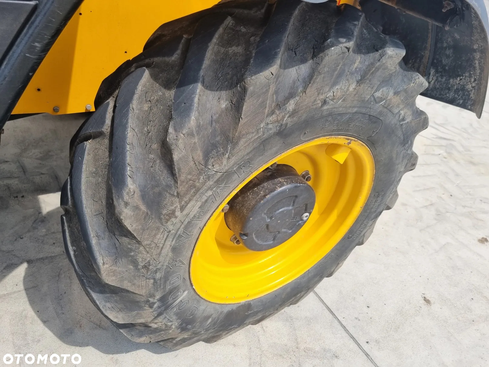 JCB 531-70 - M256 - 14