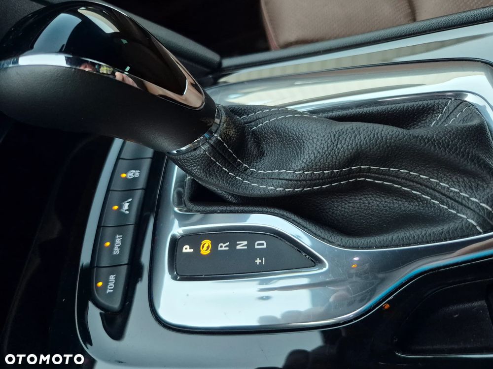 Opel Insignia - 14