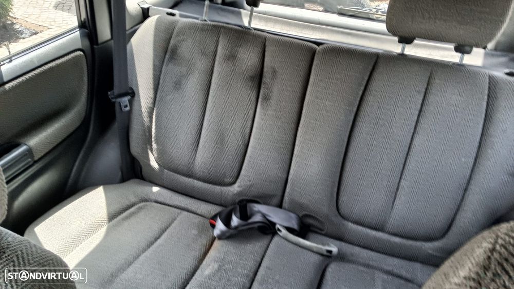 Suzuki Grand Vitara Metal Top 2.0 TDi - 14