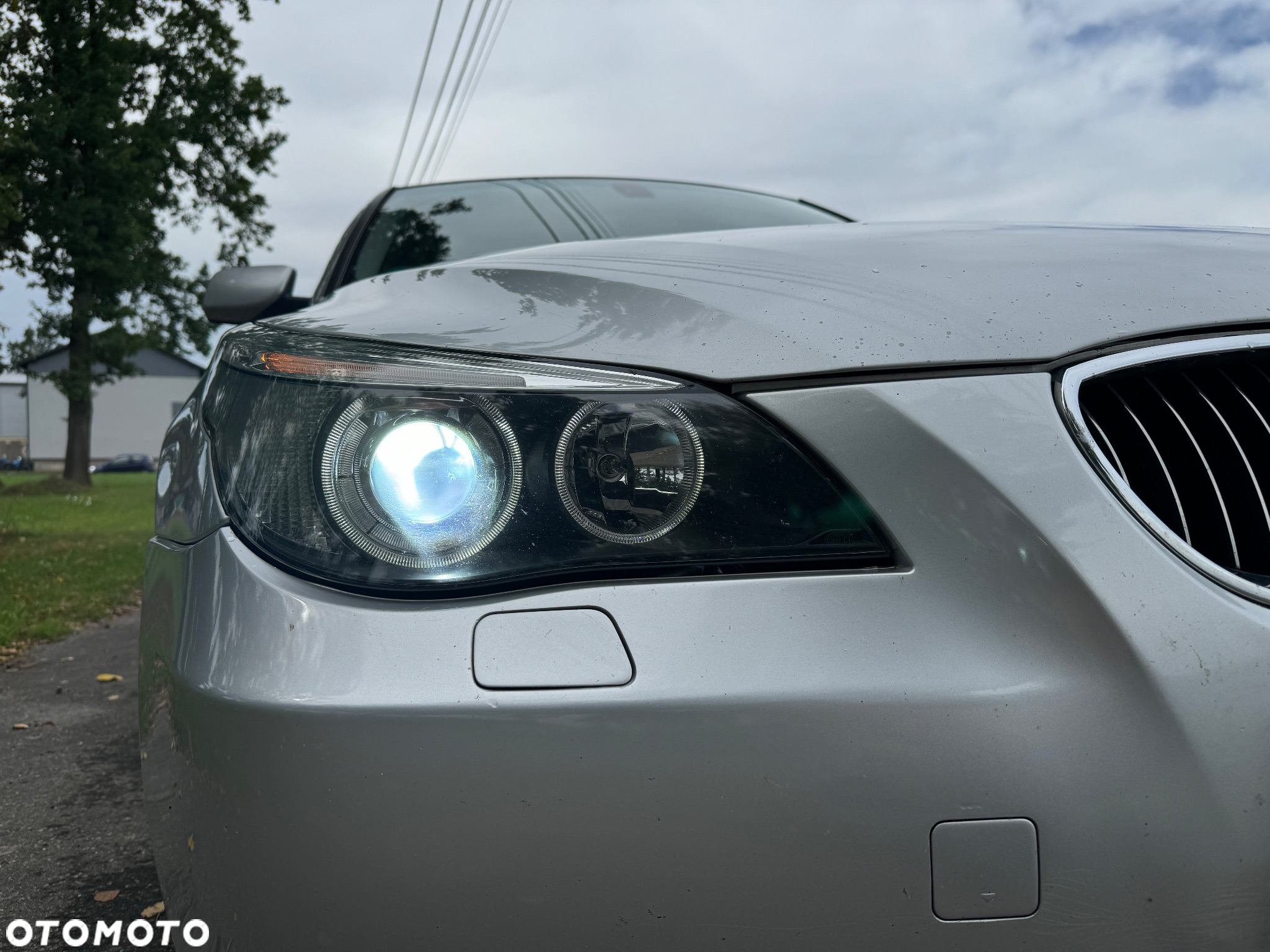 BMW Seria 5 520i - 28