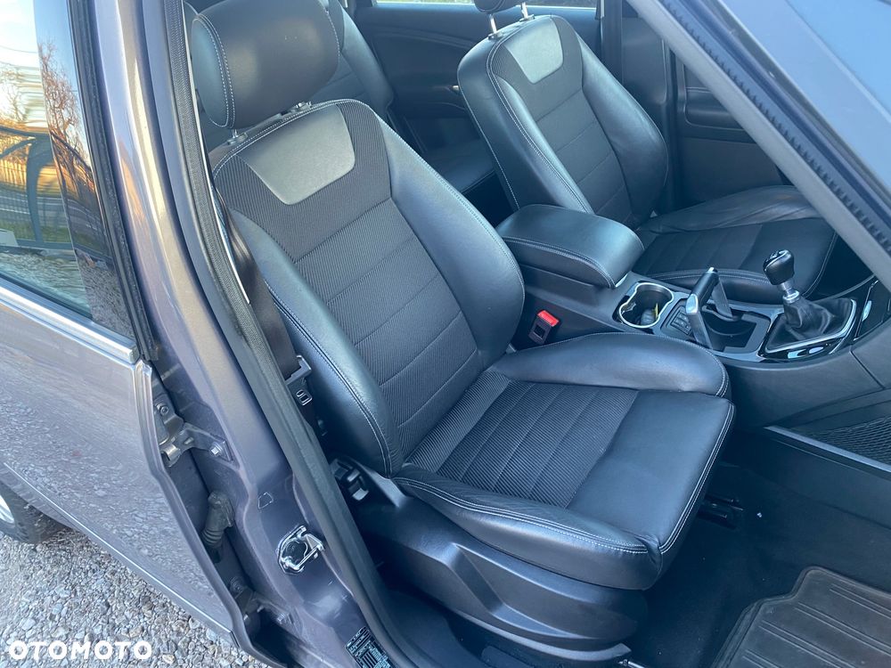 Ford S-Max 2.0 TDCi DPF Titanium X - 29