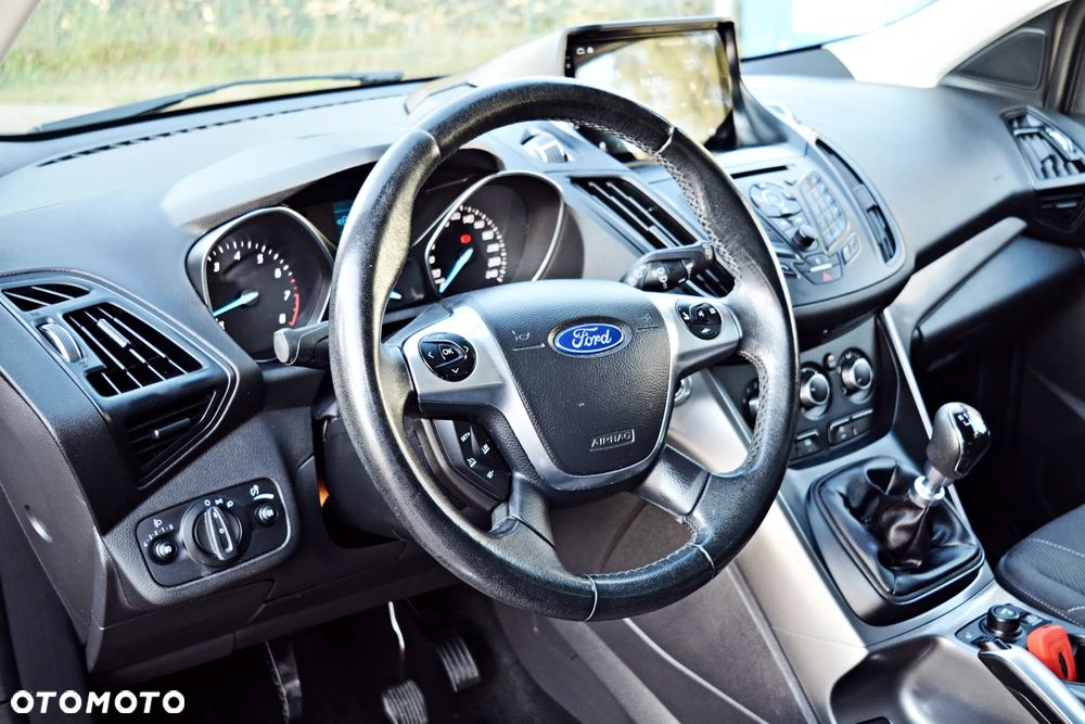 Ford Kuga 1.5 EcoBoost 2x4 Black & Silver - 7