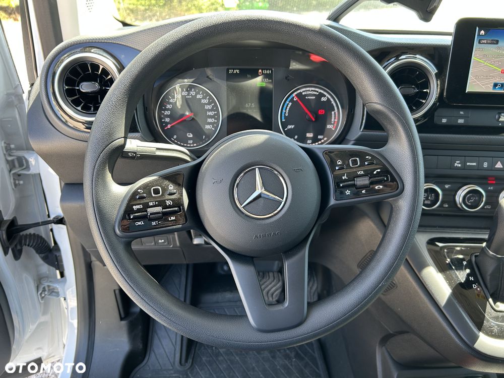 Mercedes-Benz E-citan - 11