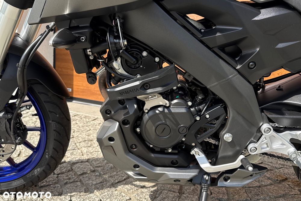 Yamaha MT - 27