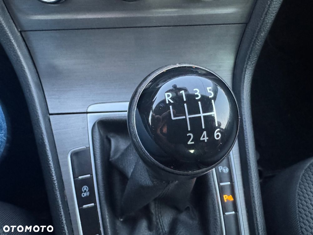 Volkswagen Golf 1.2 TSI BlueMotion Technology Comfortline - 15