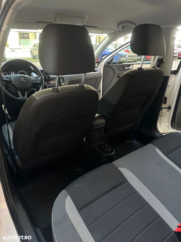 Skoda RAPID - 17
