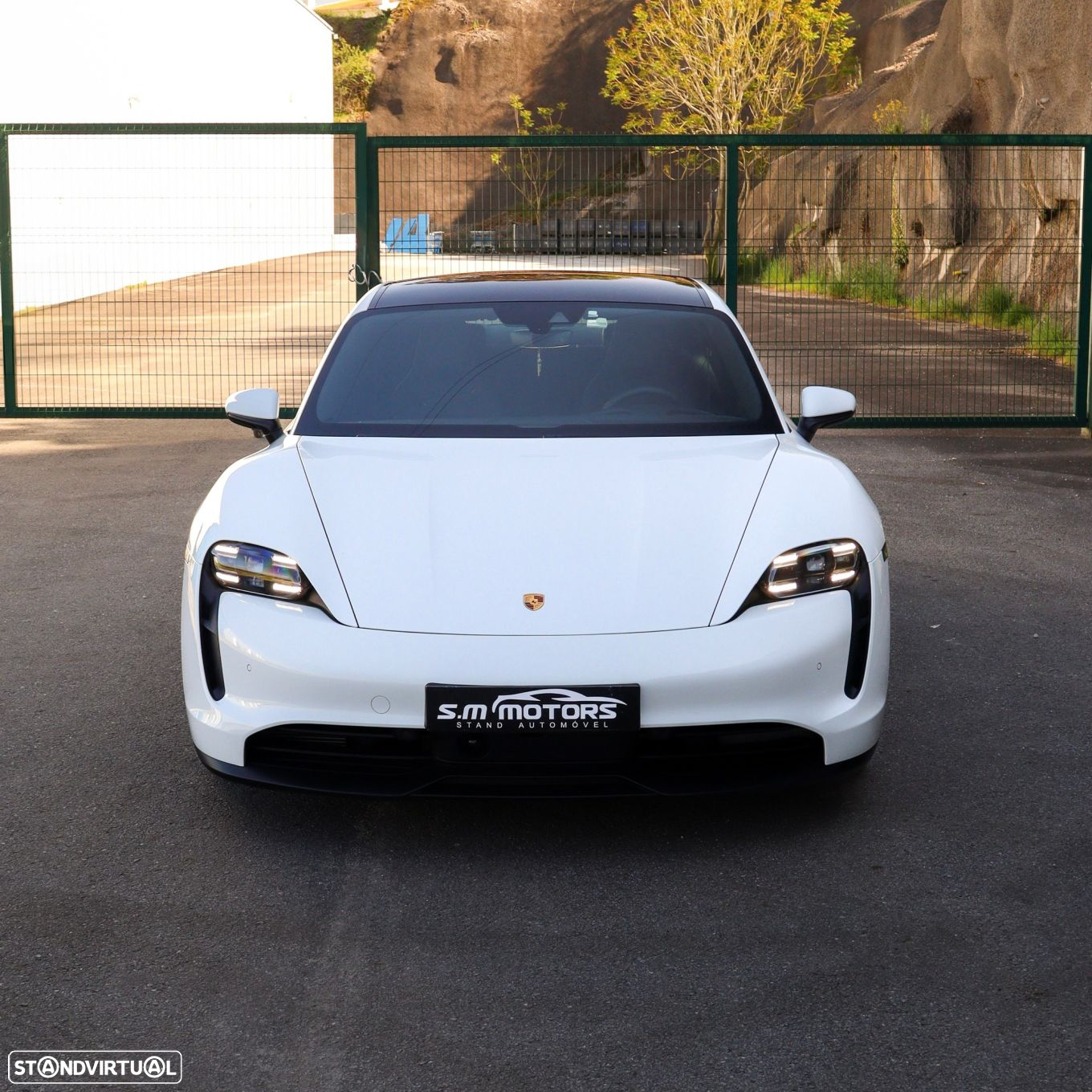 Porsche Taycan Standard - 7