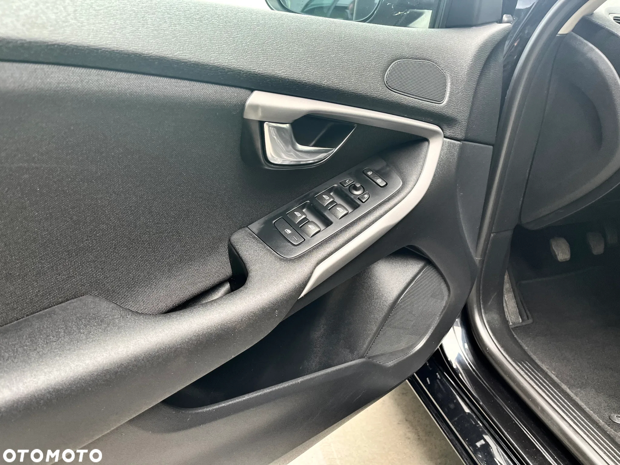 Volvo V40 D2 - 20