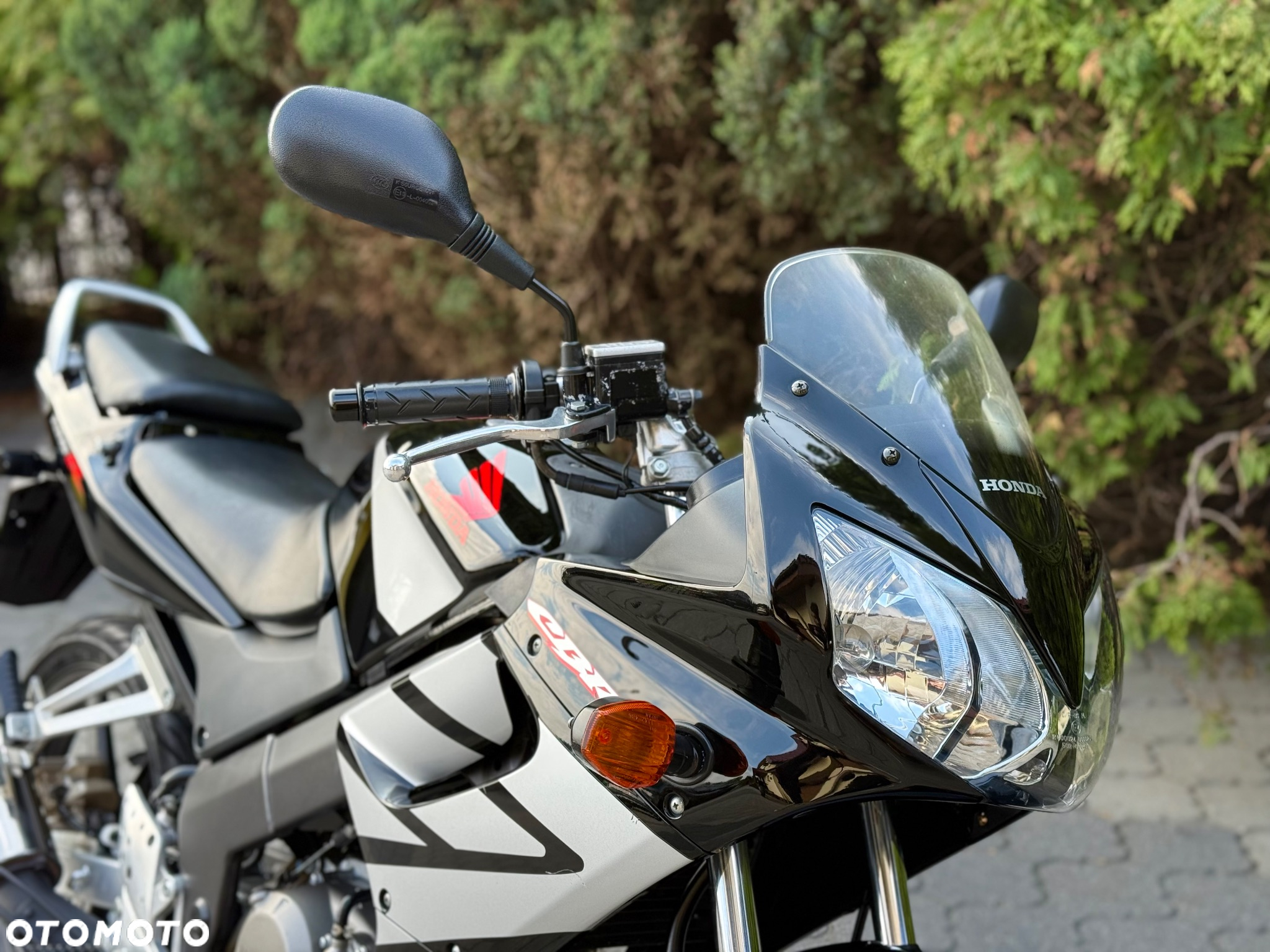 Honda CBR - 9