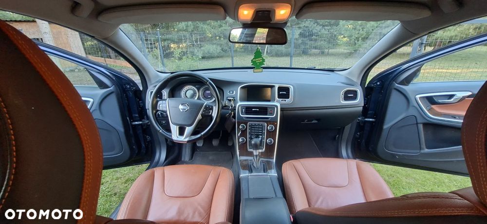 Volvo V60 D2 Momentum - 7