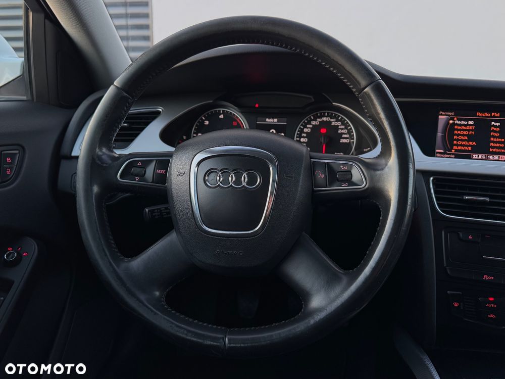 Audi A4 Avant 2.0 TDI Quattro - 10