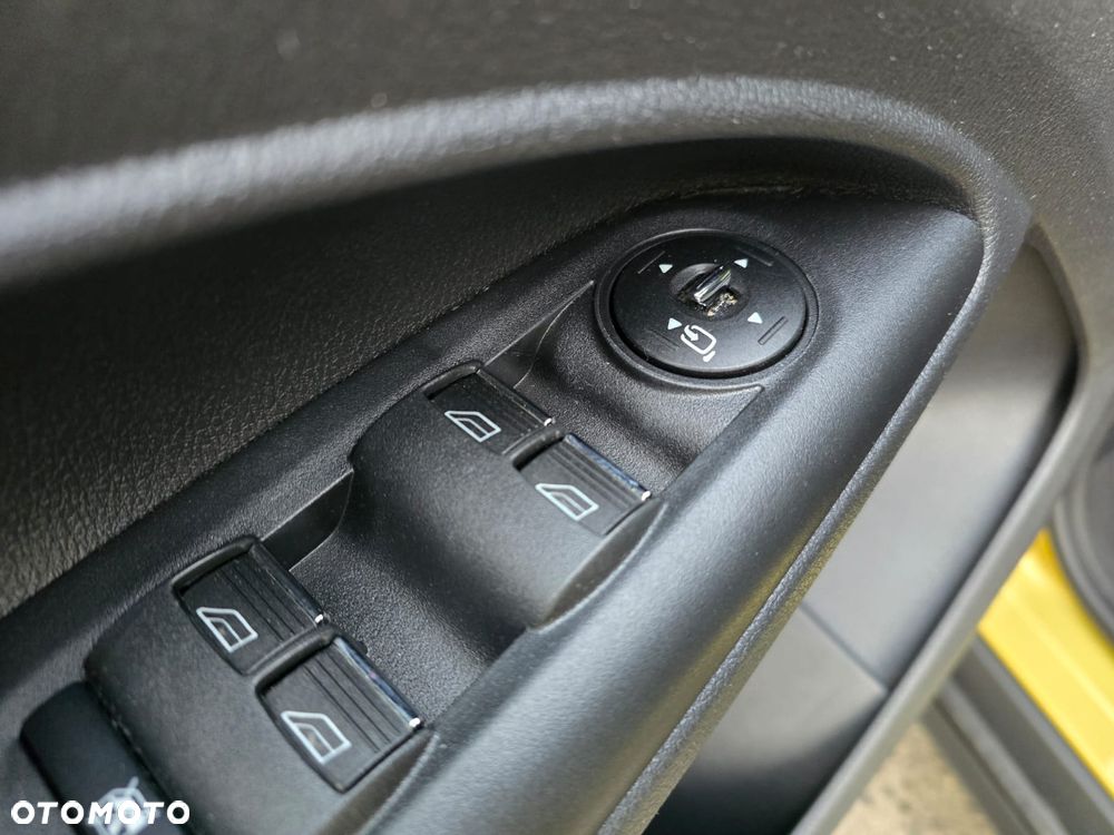 Ford Tourneo Connect - 33