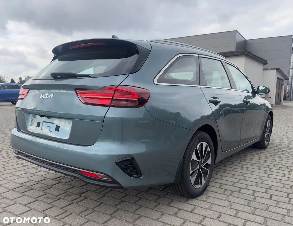 Kia Ceed 1.5 T-GDI M DCT - 3